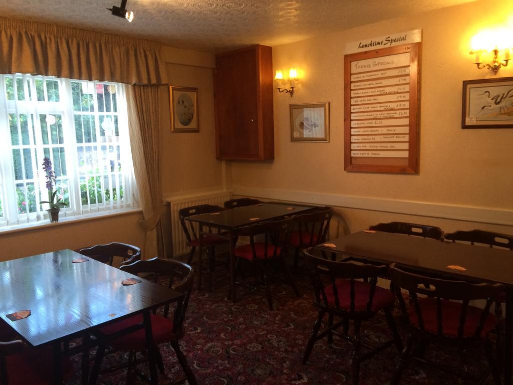 Half Moon Hotel Alford (Lincolnshire) Exterior foto