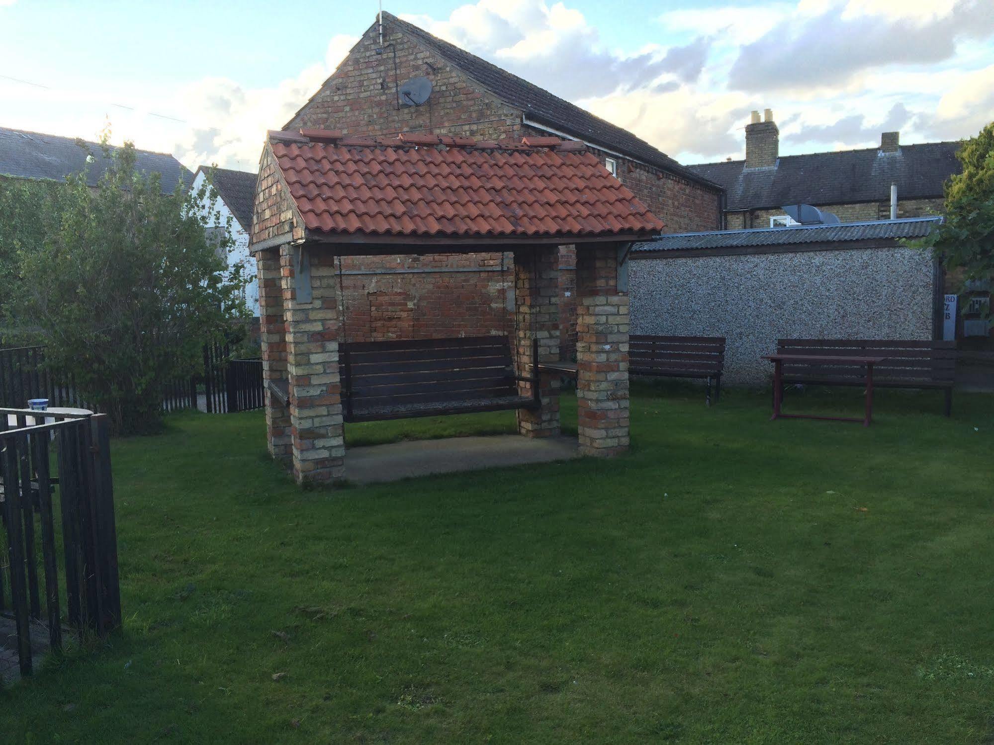Half Moon Hotel Alford (Lincolnshire) Exterior foto